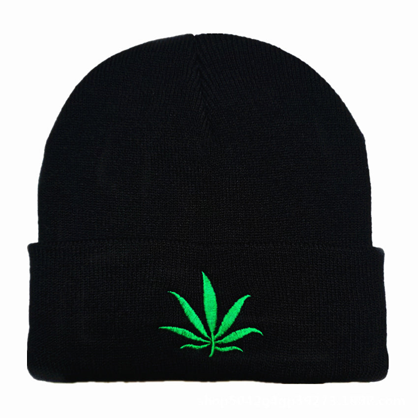 Wholesale Autumn and winter woolen hat hip-hop street dance hat warm and windproof